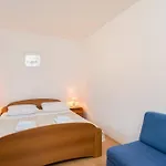 In With Sea View, Balcony, Air Conditioning, Wifi *