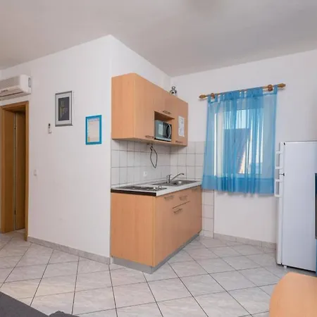 In With Sea View, Balcony, Air Conditioning, Wifi *